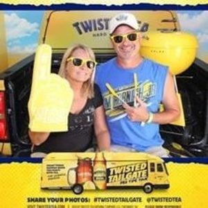 Meet your Posher, Rhonda